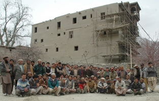 The site technical team and workers (2010)