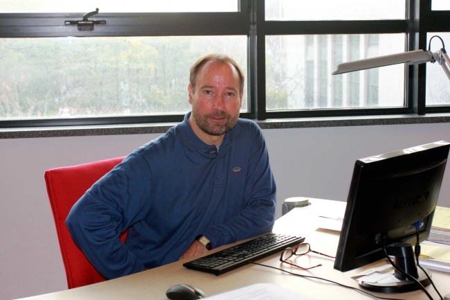 Ron的日常工作照，2014年1月9日（Daily Working Photo of Ron at WHITRAP, Jan