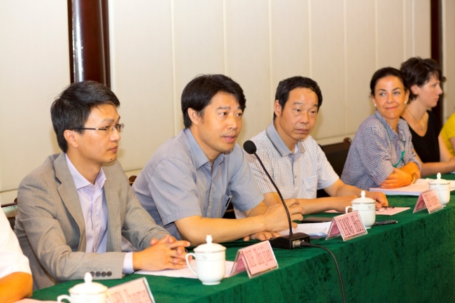 苏州市园林和绿化管理局副局长杨辉致辞-s
