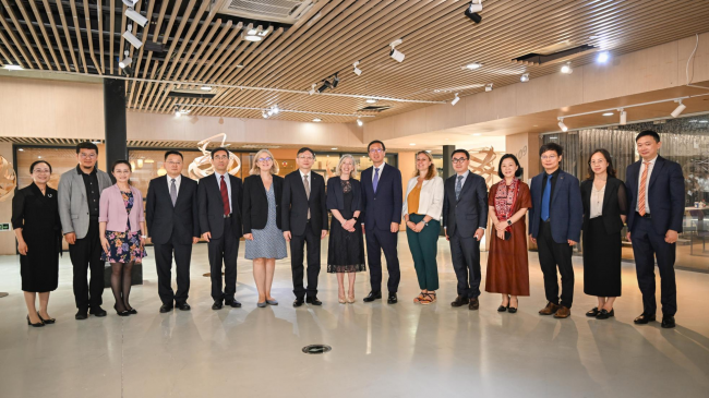 贾尼尼访问同济推文图片2